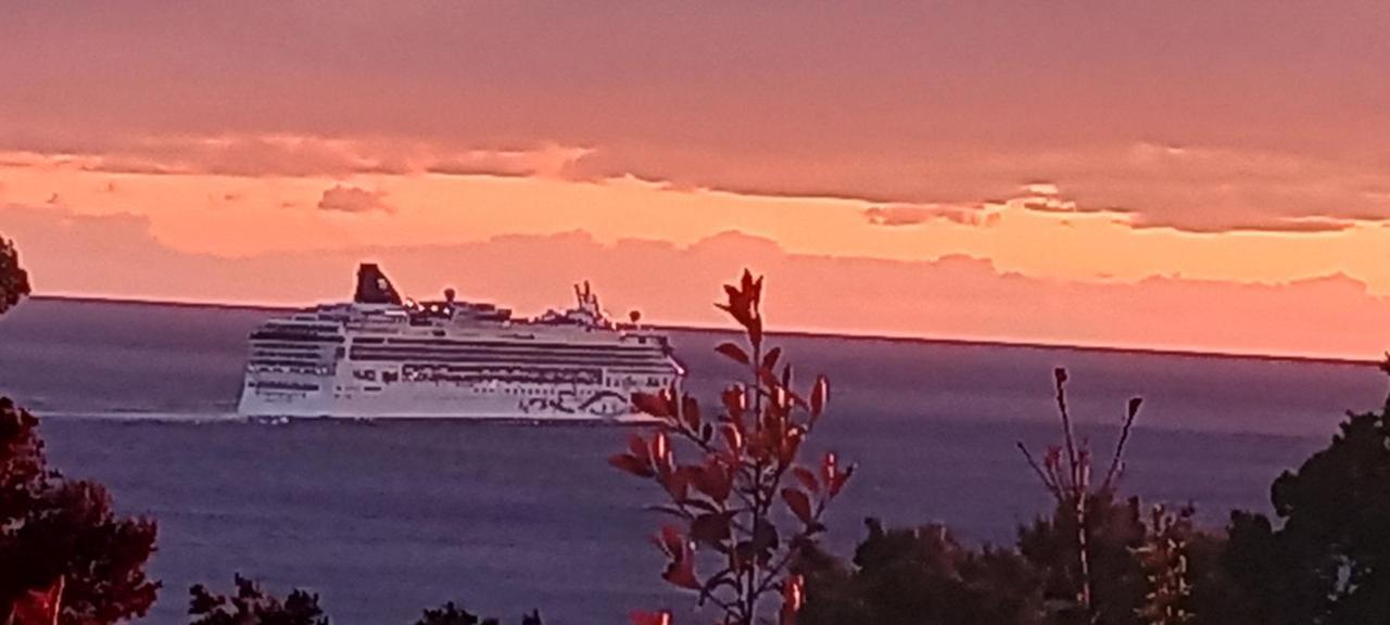 Vila Pogled Bar Ruang foto