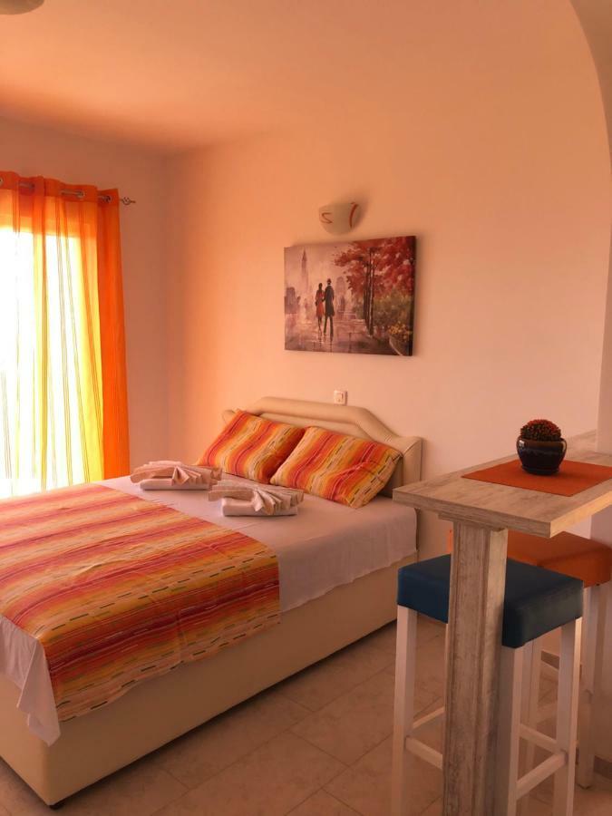 Vila Pogled Bar Bagian luar foto