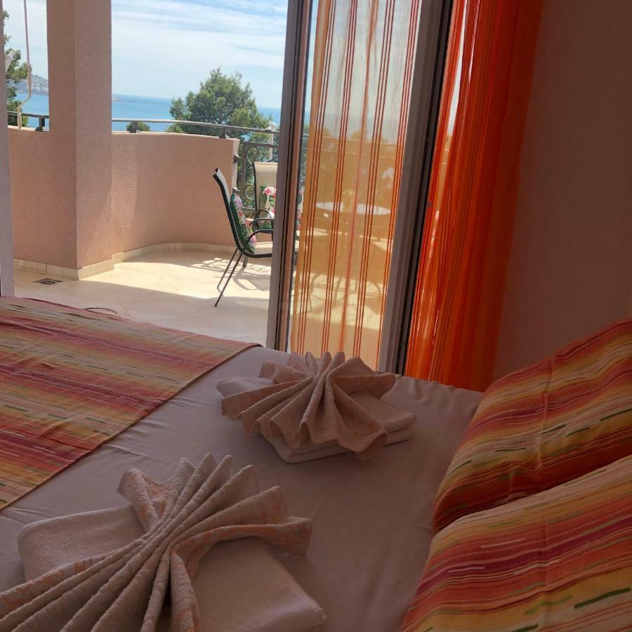 Vila Pogled Bar Bagian luar foto